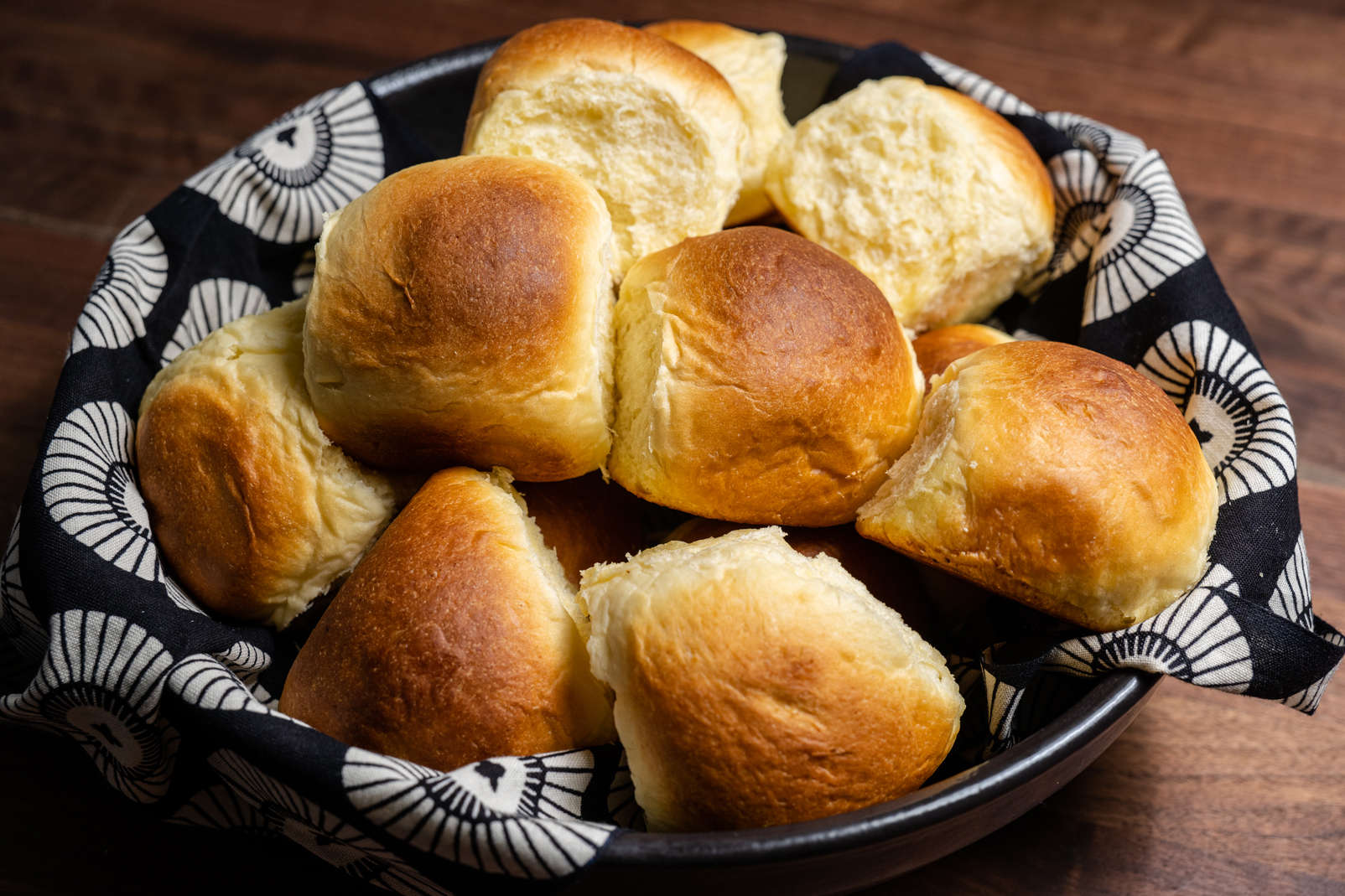 Brown and Serve Thanksgiving Dinner Rolls